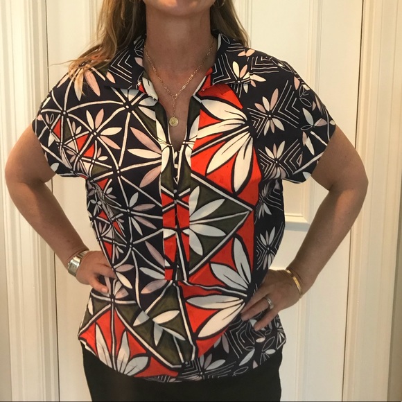 Floral Spring Top - Picture 2 of 5